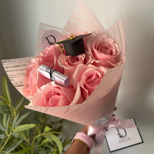 Bouquet encanto rosa - Egreso